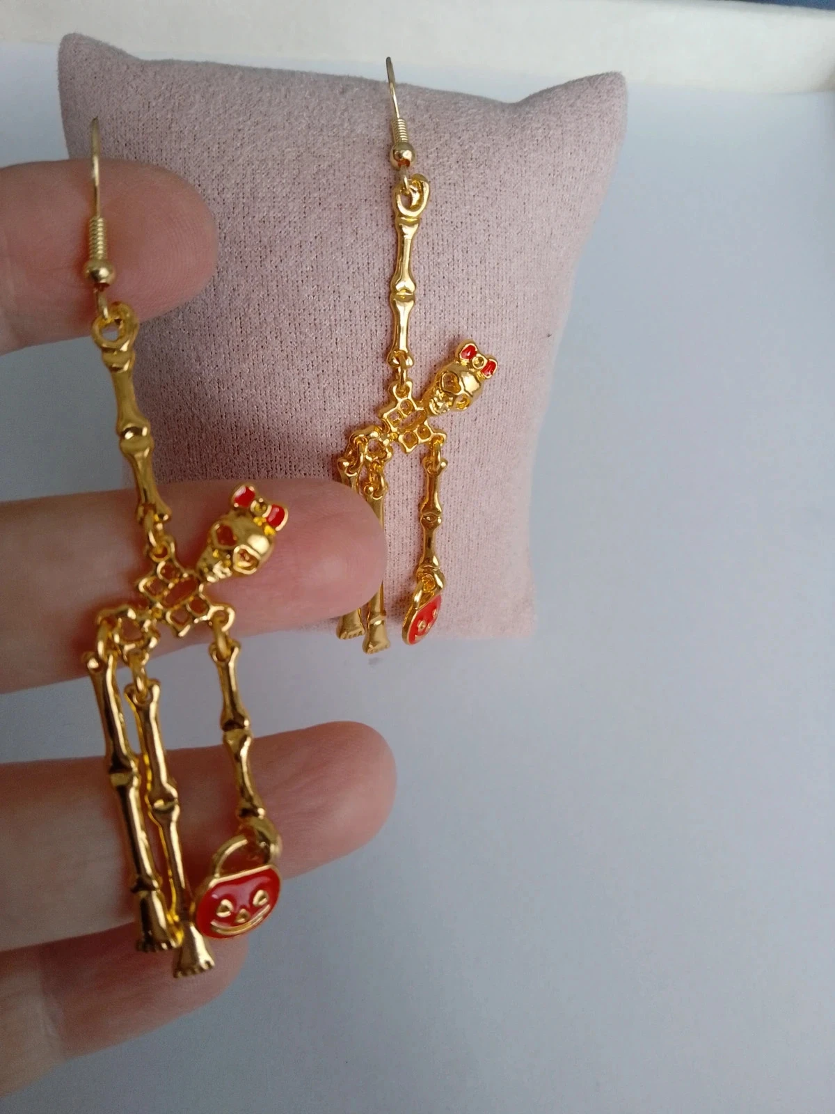 Gouden skelet oorbellen – photo 3